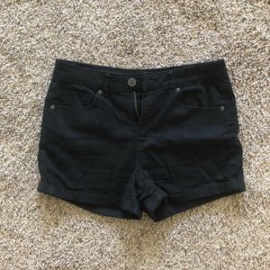 Aeropostale high-waisted black shorts